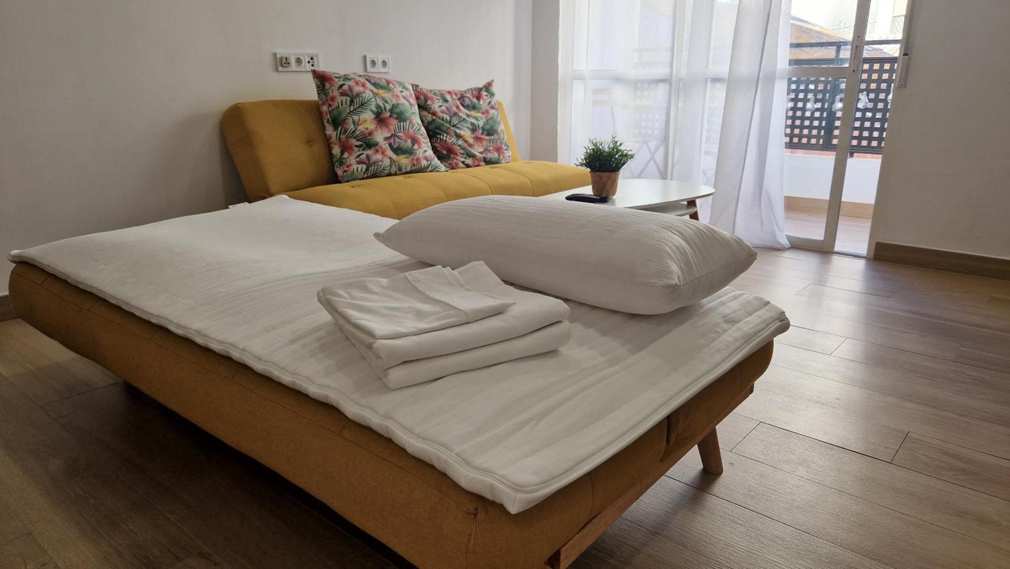 Pavone Apartments مالقة المظهر الخارجي الصورة